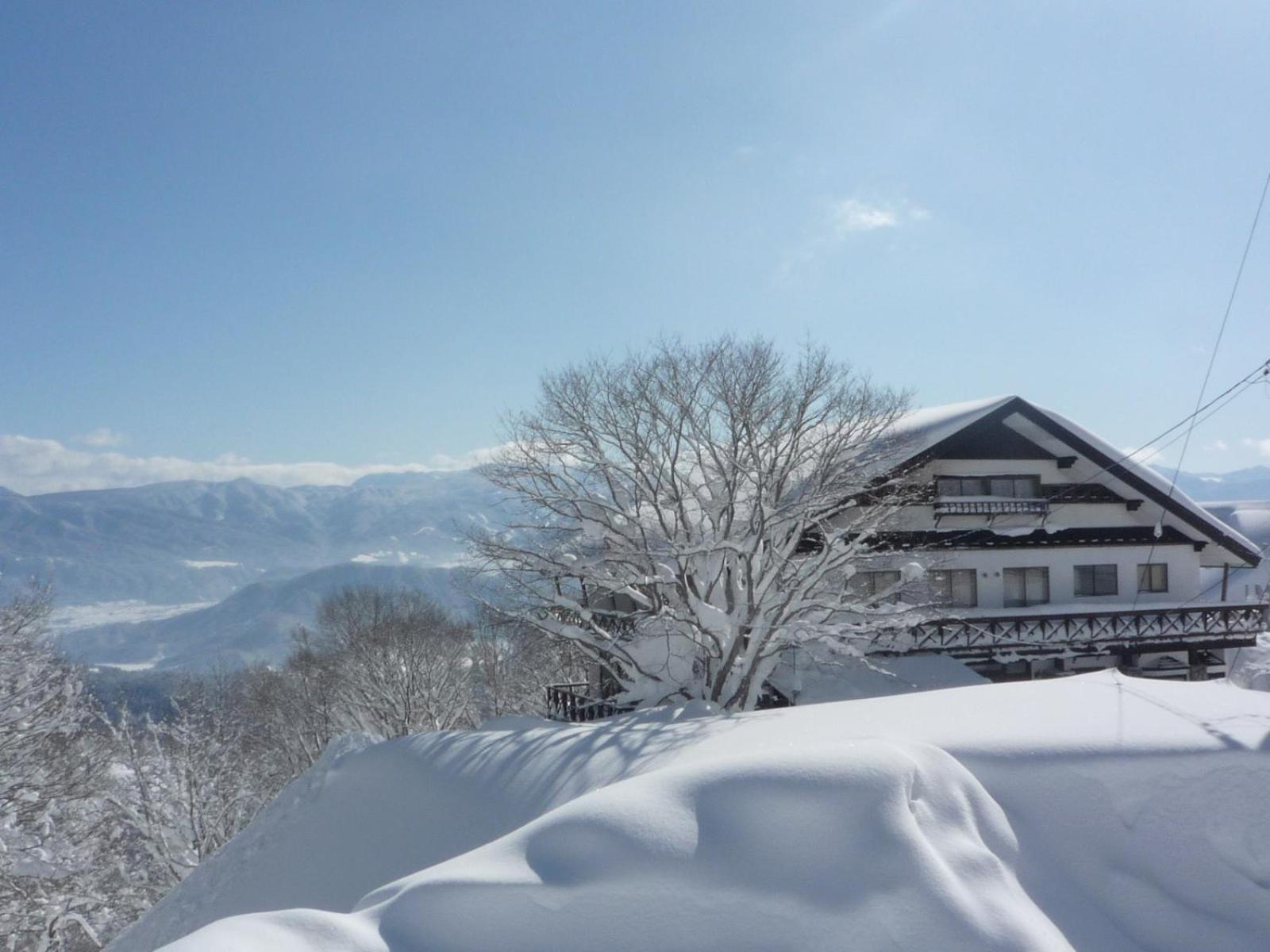 Fujio Pension Madarao Apartment Hotel & Restaurant Iiyama Экстерьер фото